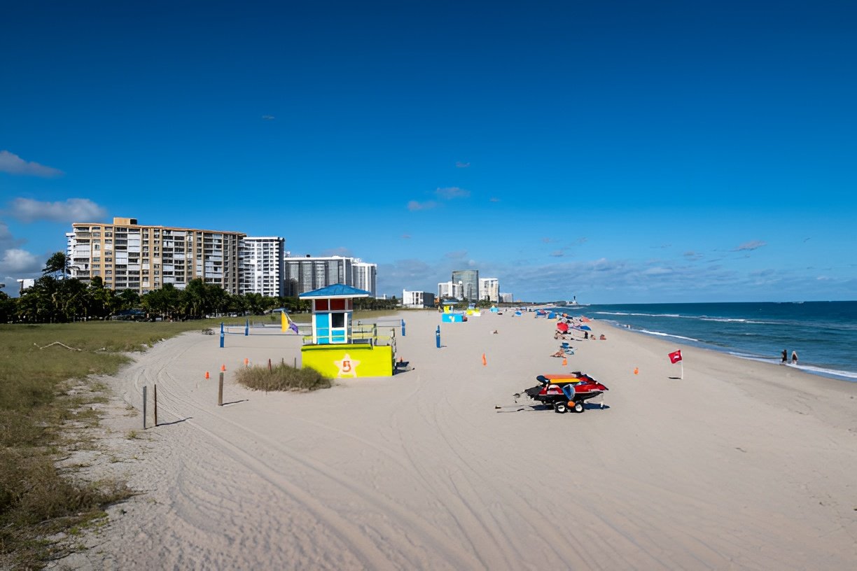 Schooners: The Last Local Beach Club